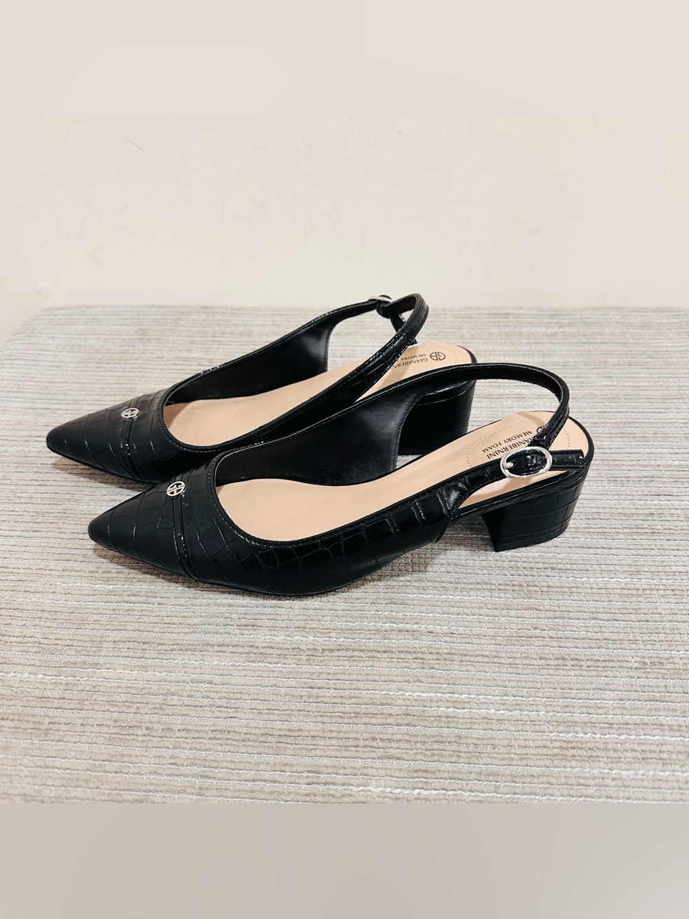 Giani Bernini Croc Embossed Slingback Block Heels Womens 8M Black NWOT